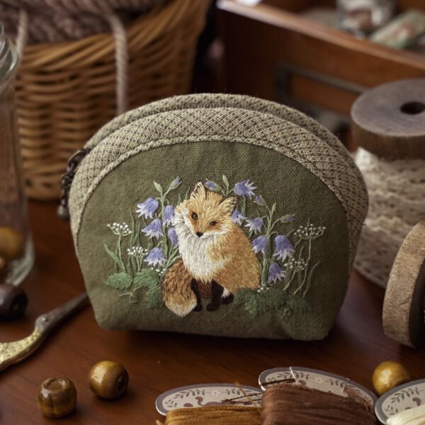 【限量作品】手工刺繡 \ 零錢包 \ 狐狸和風鈴草